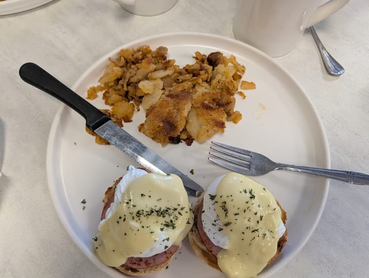 Robin's Nest eggs benedict